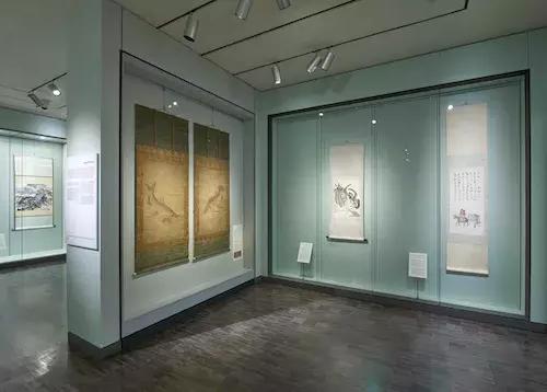 The 亚洲艺术博物馆's current exhibition, "Deites, Paragons, and Legends".